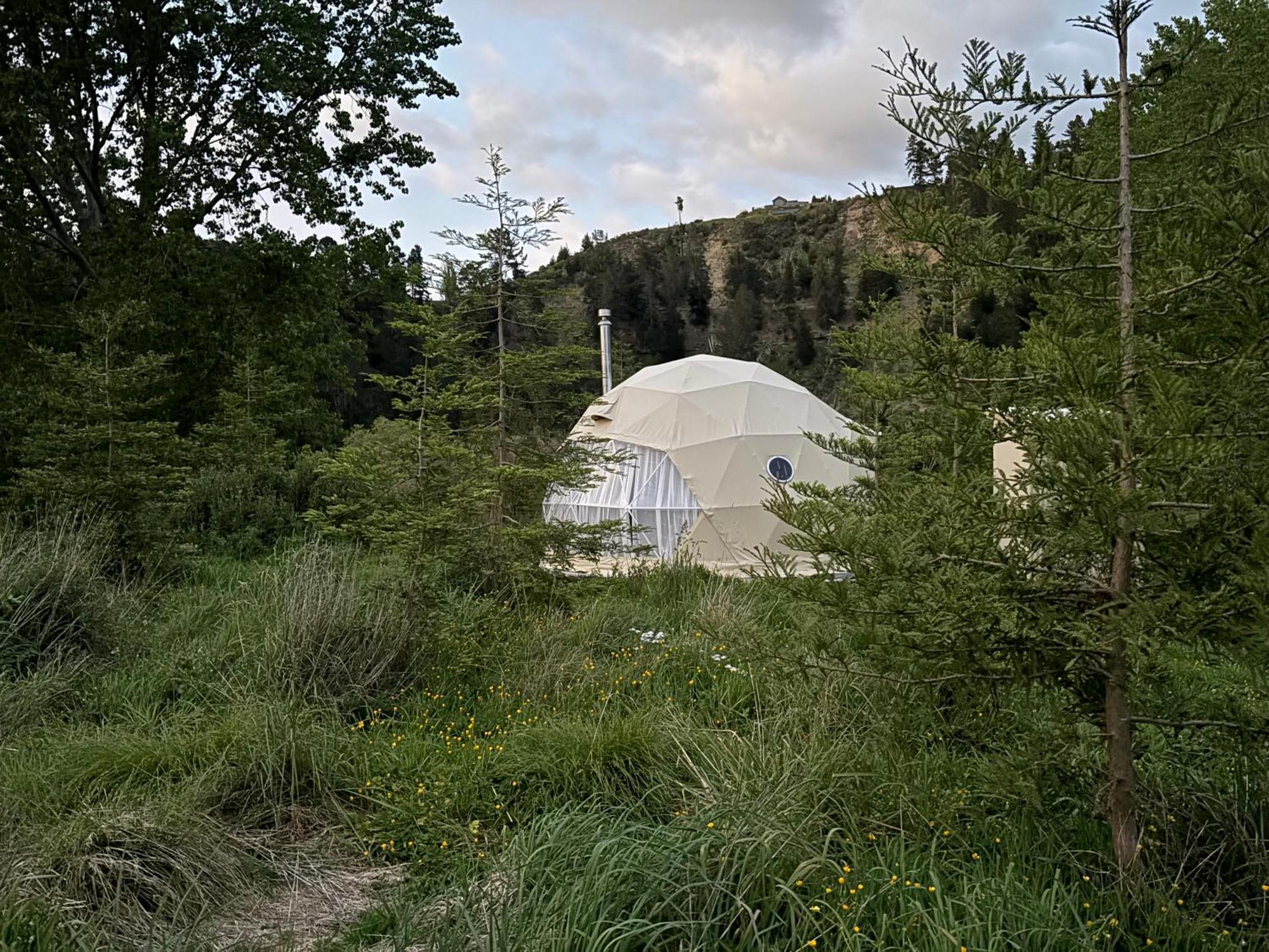 Takahuri Glamping Domes Вангануї Екстер'єр фото