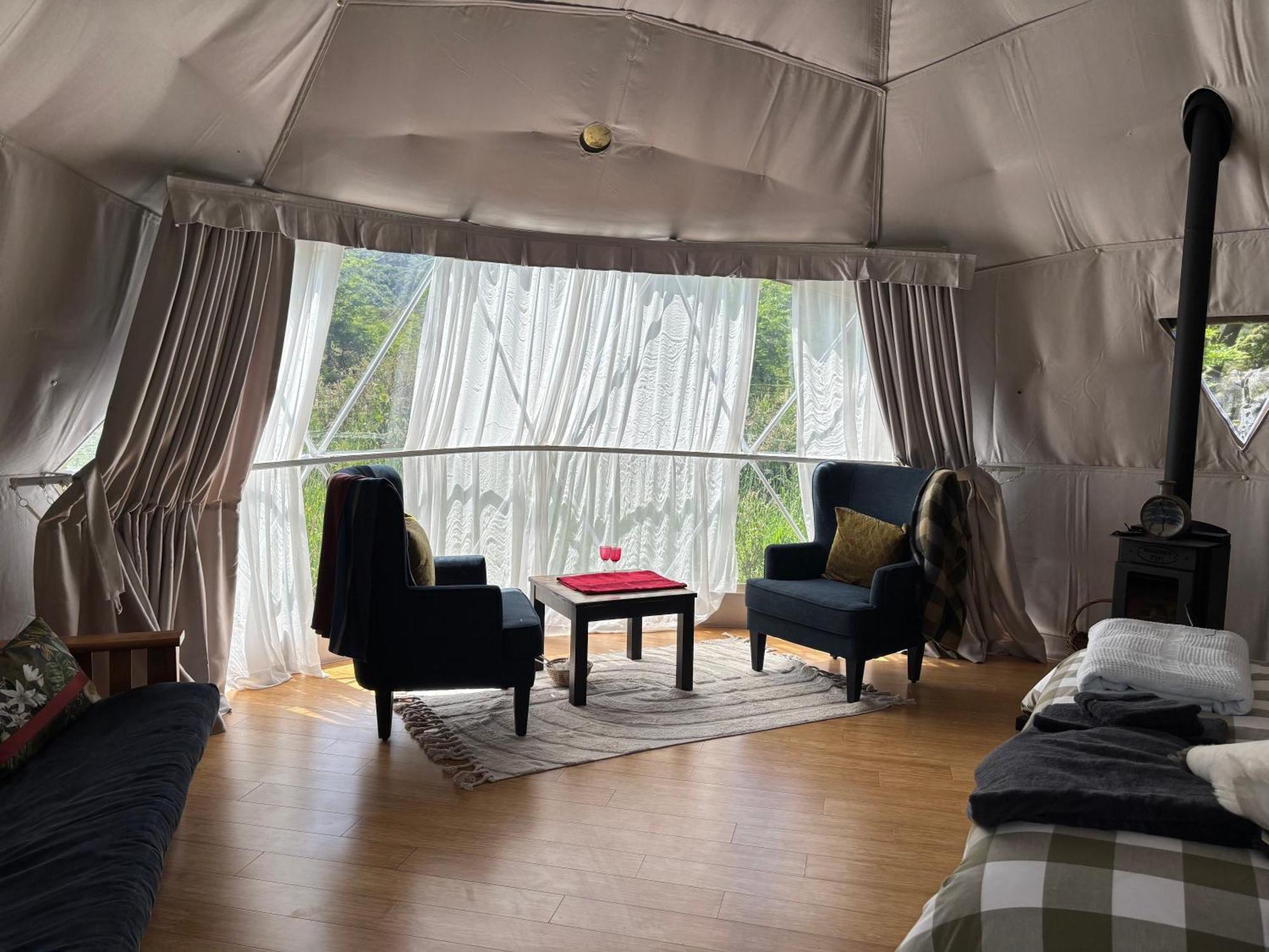 Takahuri Glamping Domes Вангануї Екстер'єр фото